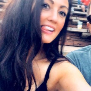 Meet your Posher, Marissa